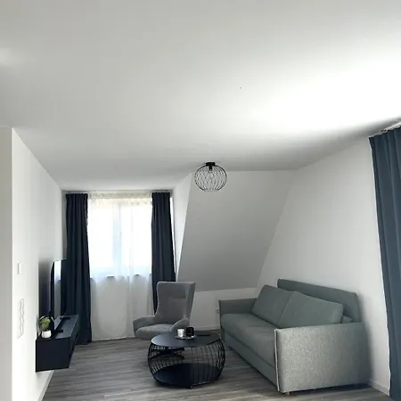 Mit Balkon, Gratis-parkplatz Lägenhet *
