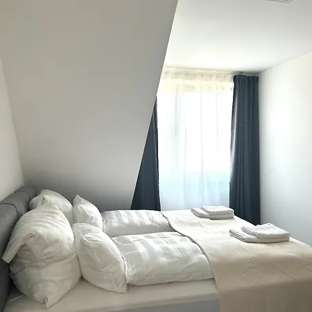 Appartement Mit Balkon, Gratis-parkplatz *